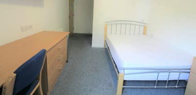 ***Fantastic Four Bed Studen House in Portswood*** Main Photo