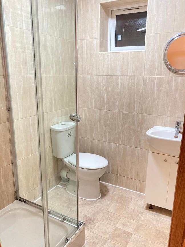 💥💥Double Large Rooms to Rent💥💥 Main Photo