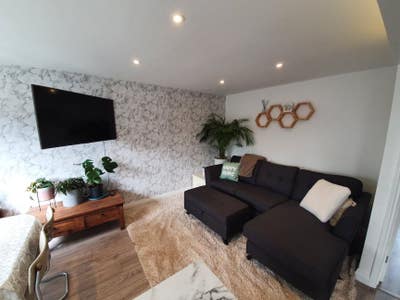 3 Bed, homely female only house (all bills incl) Main Photo