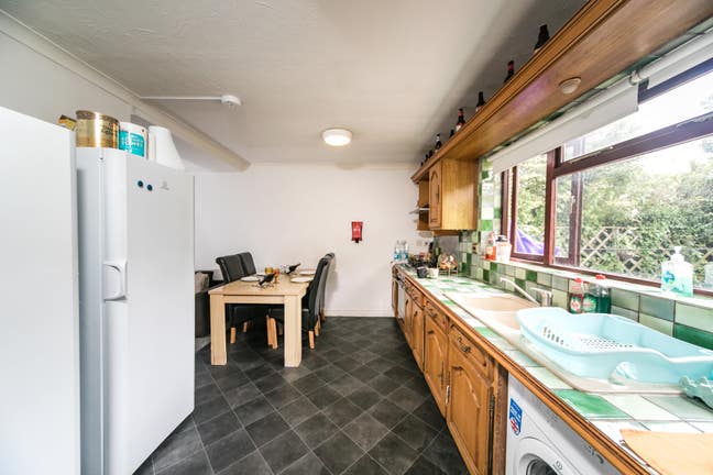 Spacious En-Suite Double Room in East Reading Main Photo