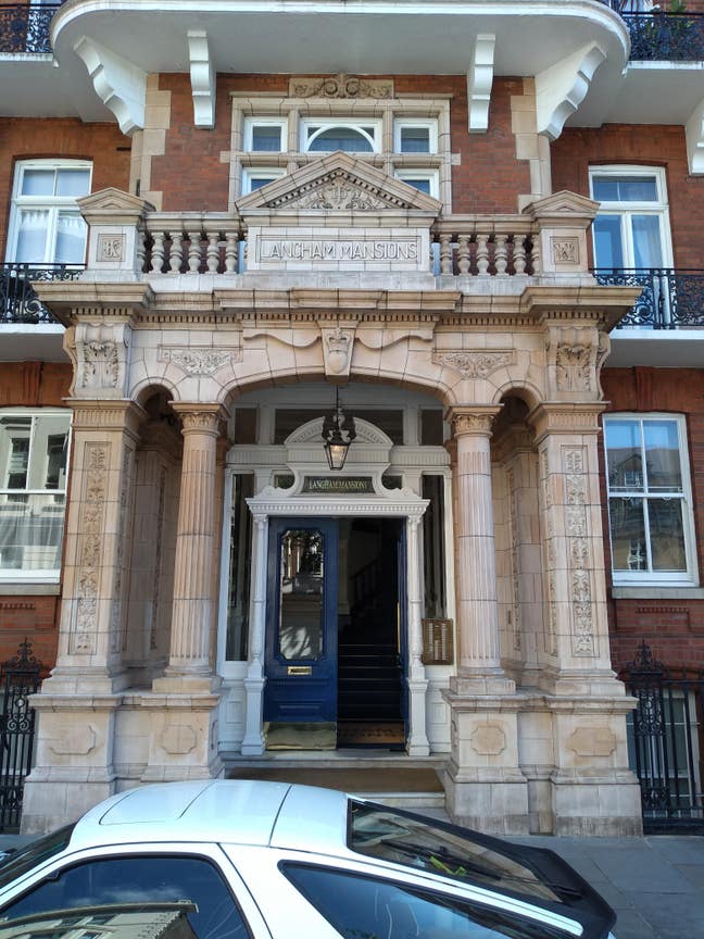 Smart double room in Earl's Court Main Photo