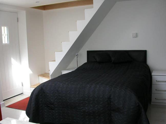Self-Contained Annex In A Stunning Location  Main Photo