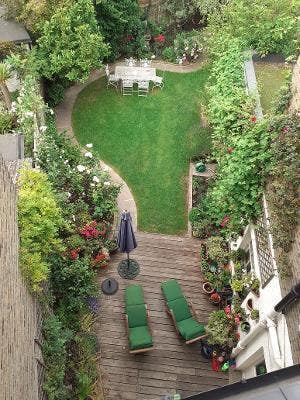 Spacious, quiet, sunny room ,  facing garden.  Main Photo