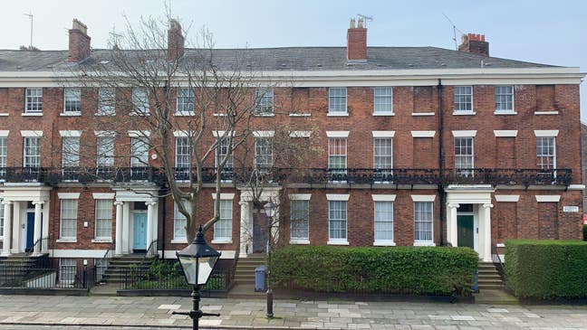  Two Bed Apartment in Georgian Quarter Main Photo