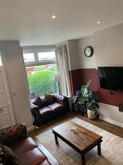 Double room in friendly houseshare Main Photo