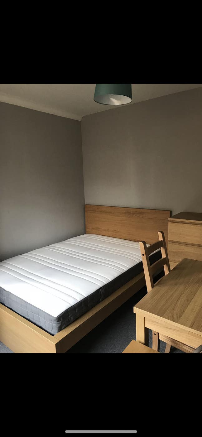 Single Room Fully Furnished All Bills inc Wifi Main Photo