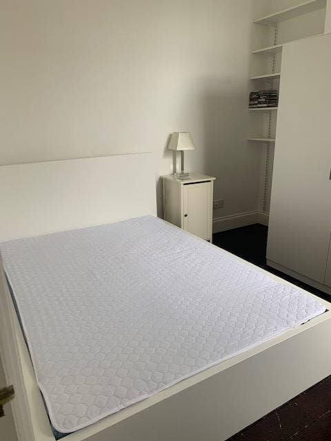    Double   Room   in   a   lovely   flat  -  Female preferred Main Photo