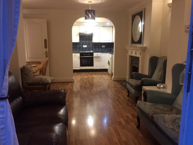 2 Bedroom Garden Flat Camden Main Photo