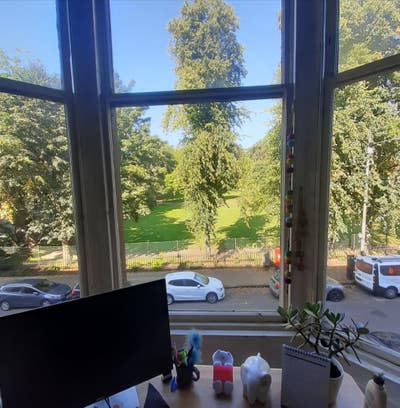 Room to let in beautiful west end flat Main Photo