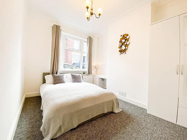 Hmo Close to Staffs Uni Main Photo