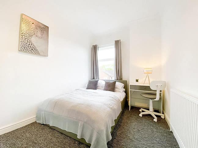 Hmo Close to Staffs Uni Main Photo