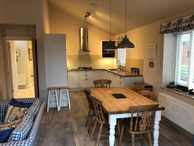 EnsuiteRm, now to end March, 2 bed farmhouse Lodge Main Photo