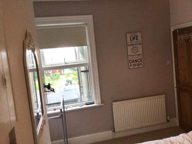Double room to rent Main Photo