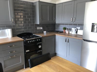 Ensuite rooms Available - York Street Main Photo