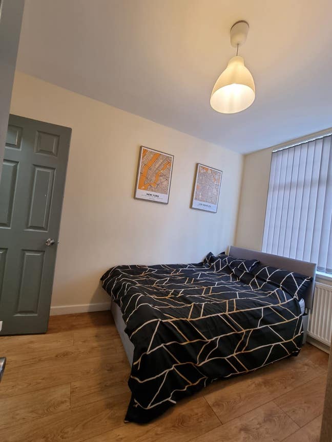 X2 Ensuite Rooms Available - Bills Included - CV2  Main Photo