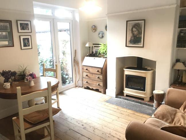 Large Double room, Beautiful location Main Photo