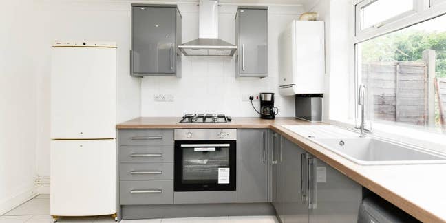 🐬Special Double Room+Garden+Living Area in E6🐬 Main Photo