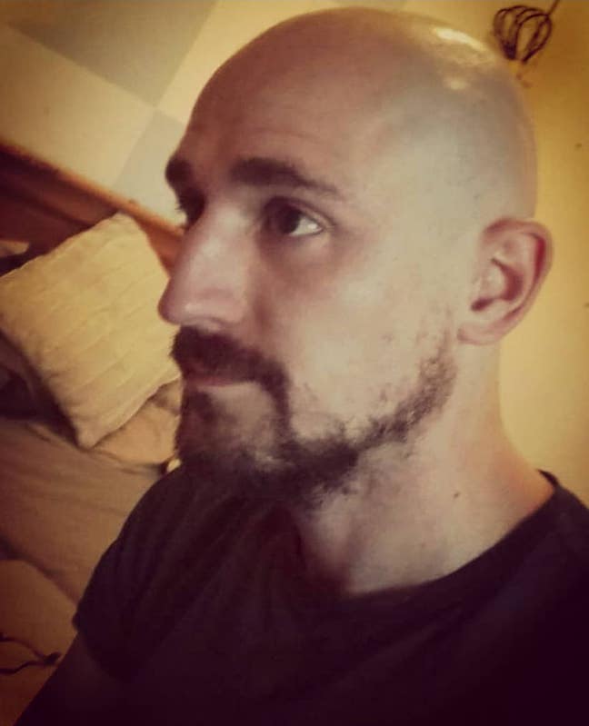 Quiet and Friendly Professional Looking for a Room Main Photo