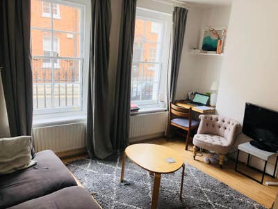 1 double bedrooms available in lovely garden flat Main Photo