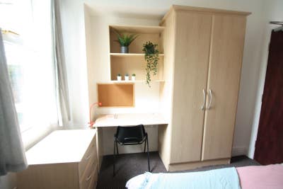 1 Room Remaining with on street parking  Main Photo