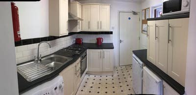 2 Student Rooms Available 1st August Main Photo