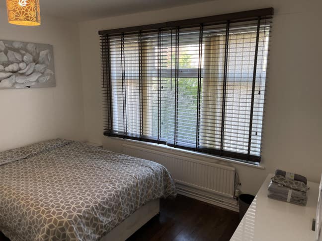 Double Bedroom with Ensuite, Garden Main Photo
