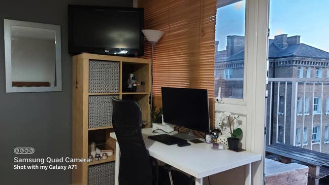 Large Dble Room. Wapping E1W City View. No deposit Main Photo