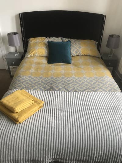 Double room near station and town  Main Photo