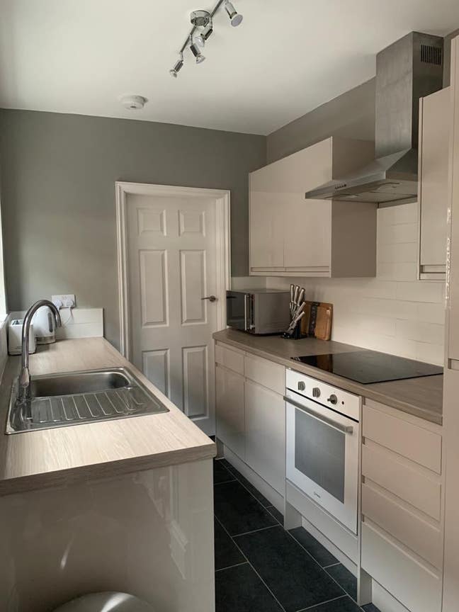 ✨New✨ Large Double Room City Centre Bills Included Main Photo