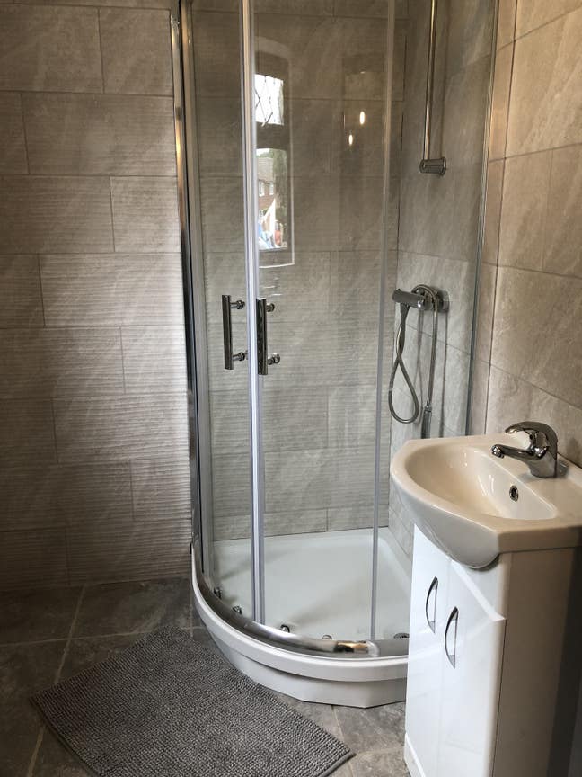 Thetford Lovely Single Near Two Sisters Main Photo