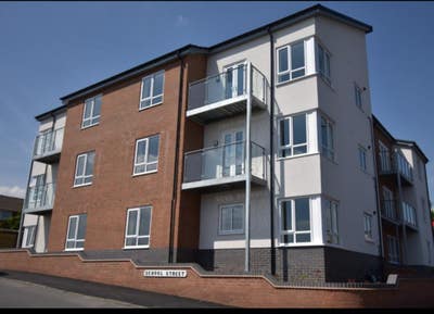 1 bed Flat in recently build block of 12 flats Main Photo