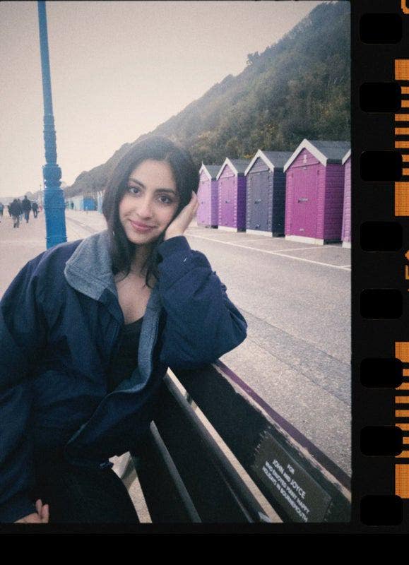 25 year old Female seeks a single or double room Main Photo