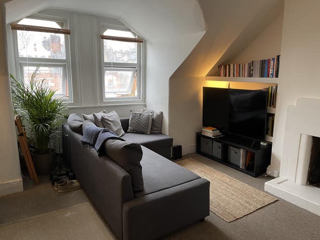 Some Bills inc, 1 bed flat in period house Main Photo