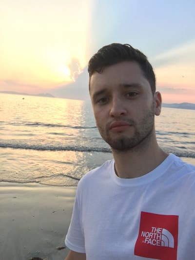 Professional looking for double room Main Photo