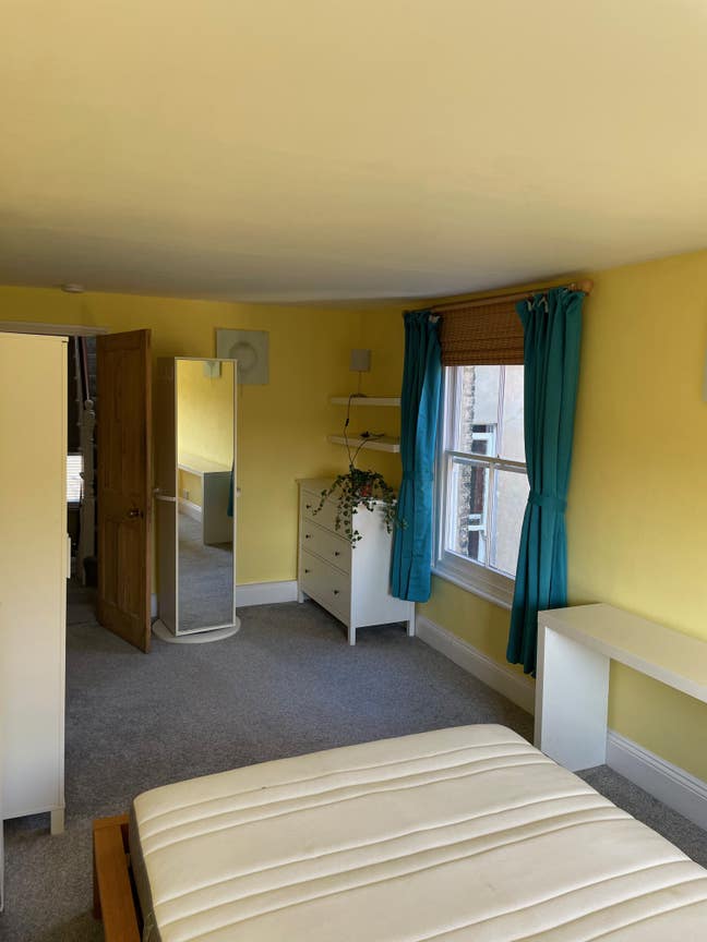 Spacious double room, Brixton Main Photo
