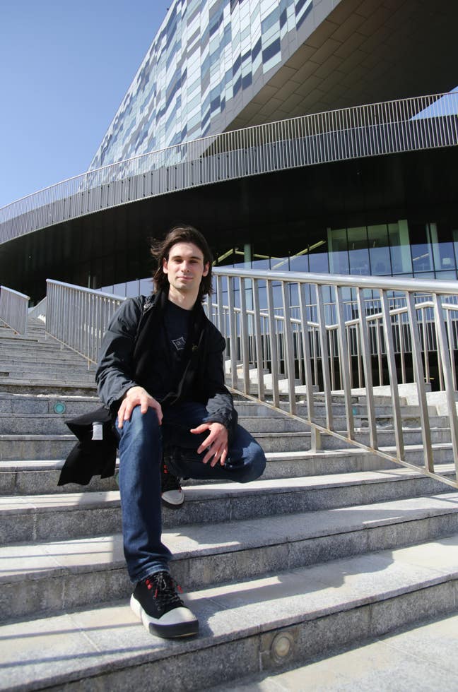 PhD Student Looking for a Room Main Photo