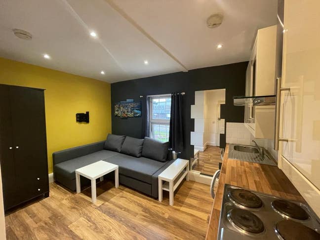 All bills included Studio Flat in Cheshunt Main Photo