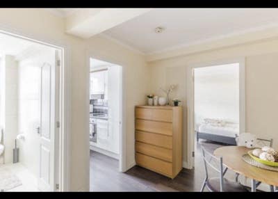 Large bedroon in central London/Marble Arch Main Photo