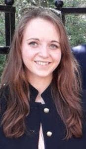 Professional looking for friendly house share Main Photo