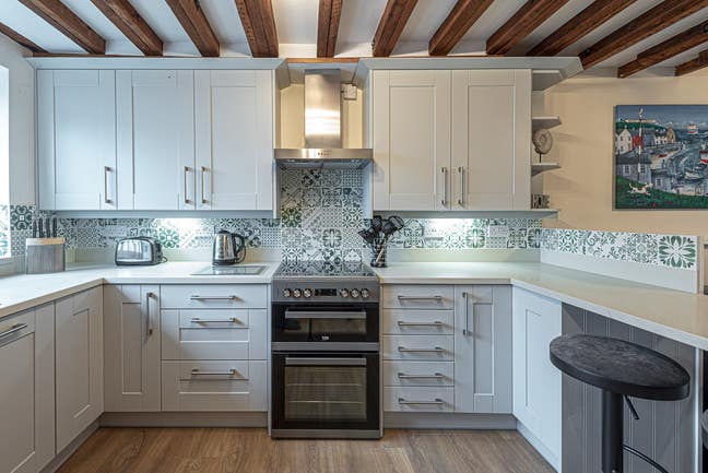 Room to Rent, 5 bed shared house, Menai Bridge,   Main Photo