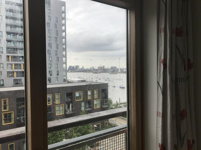 North  Greenwich  Two double rooms near River Main Photo