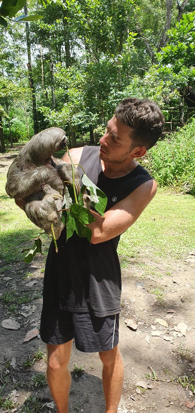 Seeking double room Main Photo