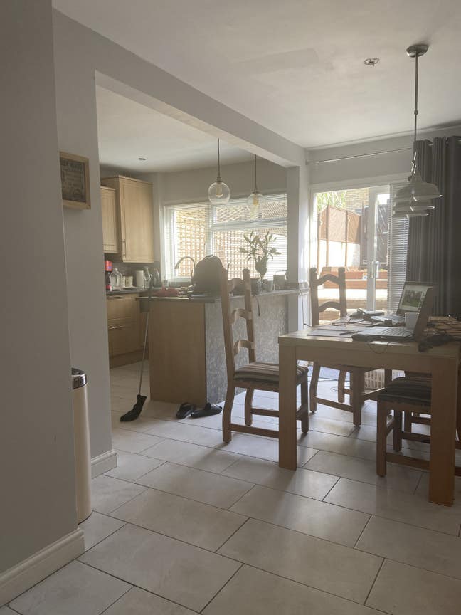 Mid Week Rooms Main Photo