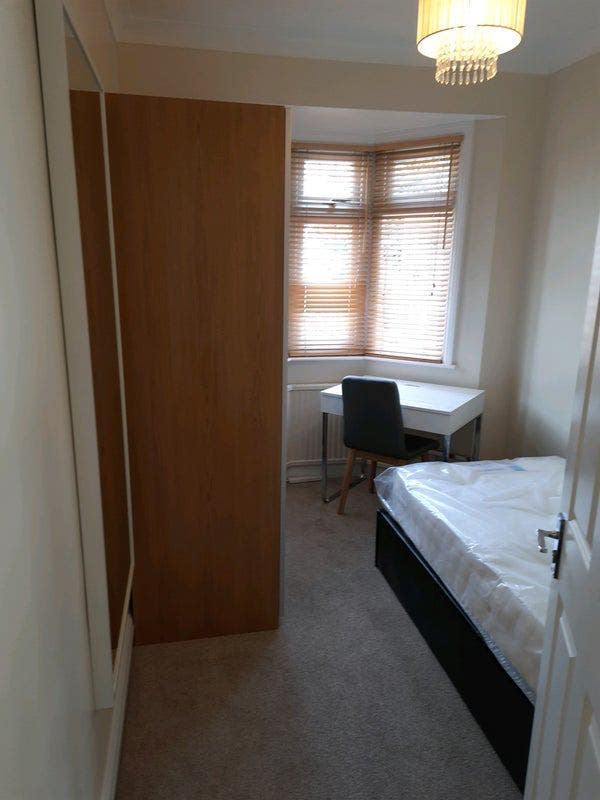 Single Room To Let Main Photo