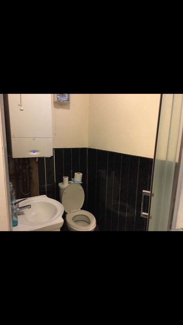 Double bedroom situated on the second floor Main Photo