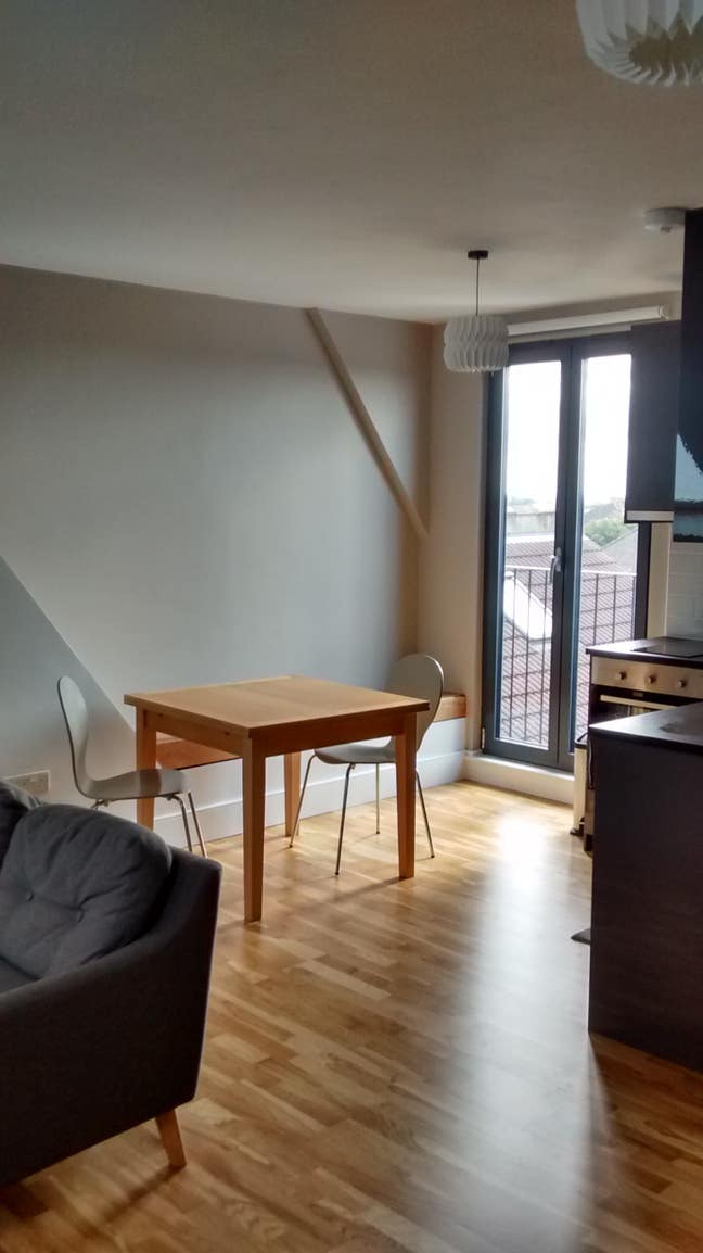 Spacious Loft Studio for single Professional Main Photo