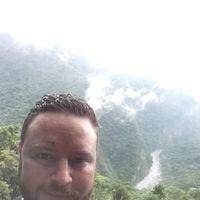 I am a professional male aged 39 looking for ... Main Photo