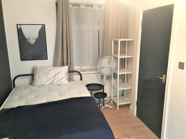 En Suite Room in South Woodford, &pound;850pcm Main Photo