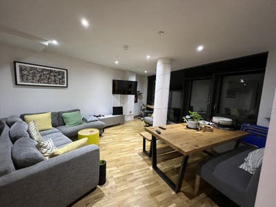 Midweek let zone 1 - double room with gym Main Photo