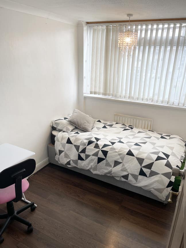 Spacious Single Room Woking Town Centre Main Photo